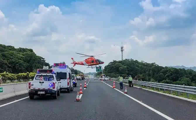 孝昌高速公路汽车救援案例